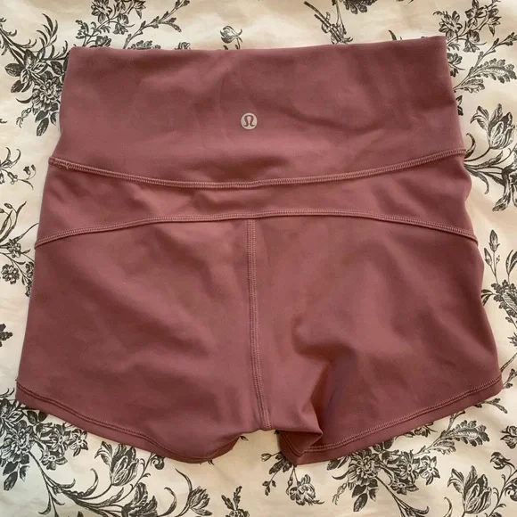 Lululemon Athletica in movement everlux Women's Shorts - Mauve - Picture 2 of 6